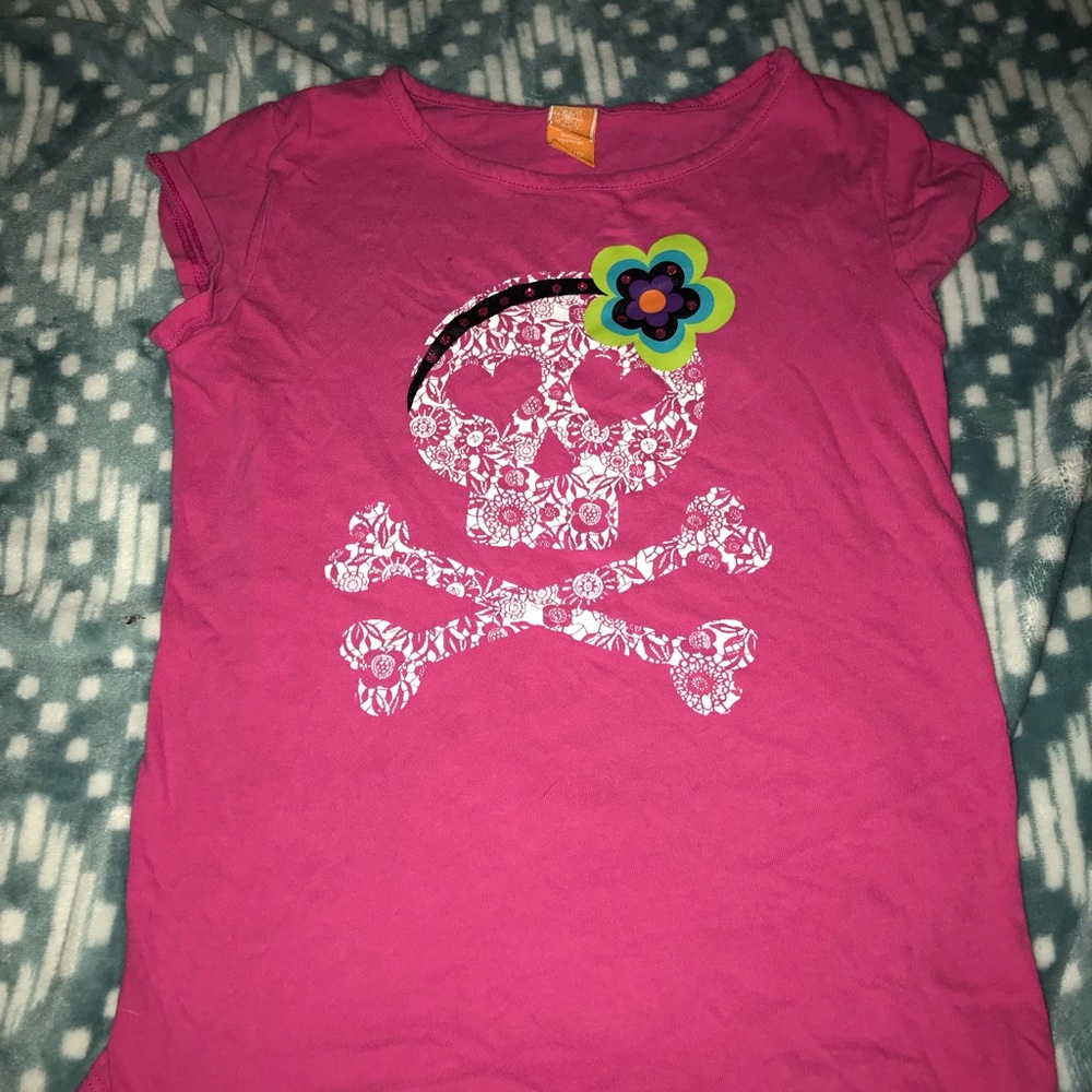 Pink Skull shirt